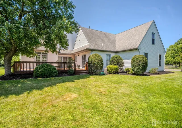 Photo 3 of Single family home for sale at 37 Kinglet Dr, Cranbury, NJ 08512 | MLS# 2700710R | Listing updated on 2026-08-26
