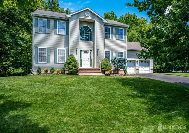 1st image of 18 Mayercik Ct, Edison, NJ 08820 | MLS# 2617806R
