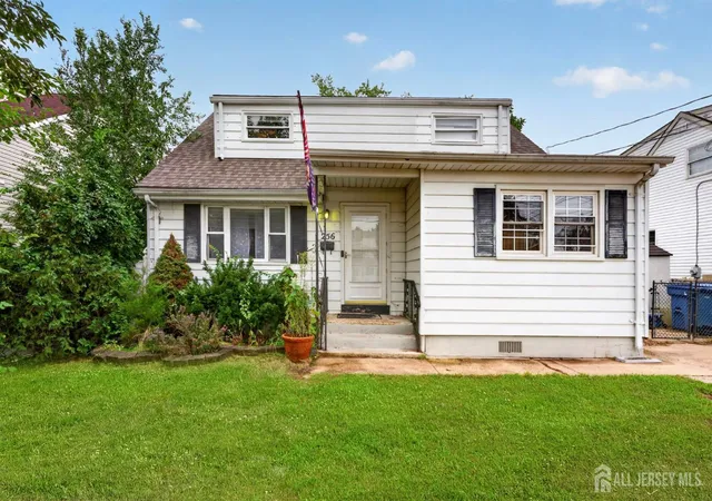 Photo 3 of Single family home for sale at 256 Austin Ave, Old Bridge, NJ 08857 | MLS# 2703038R | Listing updated on 2026-08-20