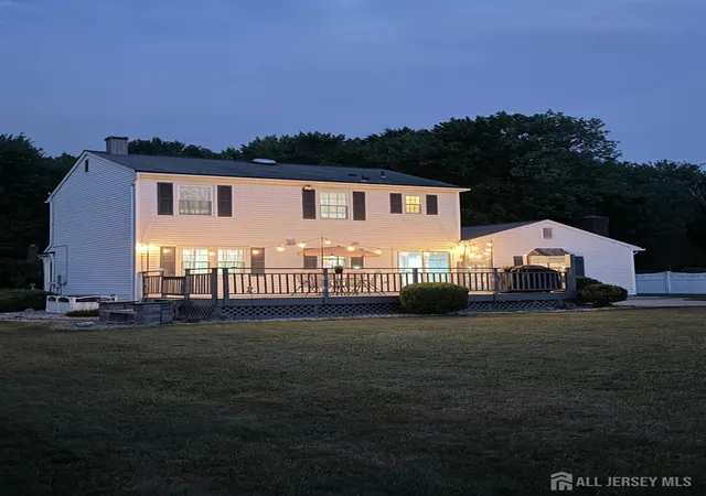 Homes for sale in North Brunswick, NJ | 40 Staghorn Dr, North Brunswick, NJ 08902 | MLS# 2700218R