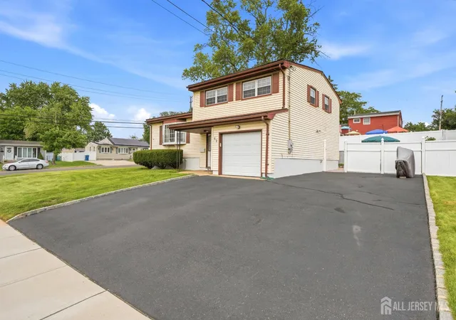 Photo 3 of Single family home for sale at 62 York St, Old Bridge, NJ 08857 | MLS# 2702296R | Listing updated on 2026-08-21