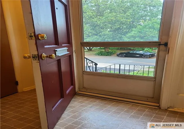 Homes for sale in Metuchen, NJ | 8 Windy Hill Rd, Metuchen, NJ 08840 | MLS# 2770031M