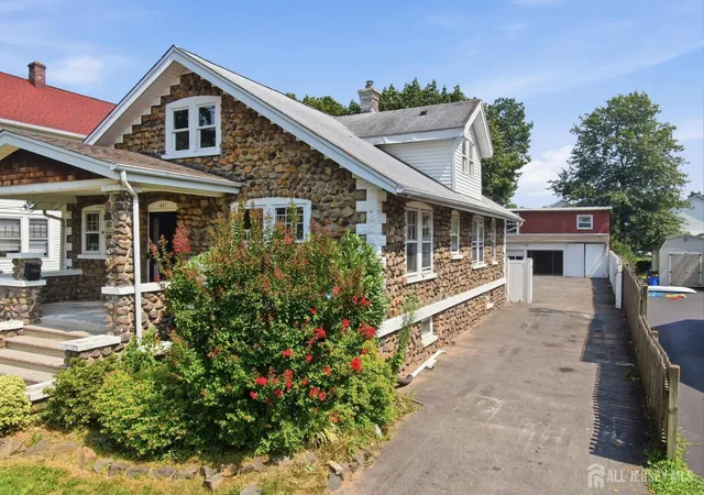 Photo 2 of Single family home for sale at 443 Dunellen Ave, Dunellen, NJ 08812 | MLS# 2702909R | Listing updated on 2026-09-24