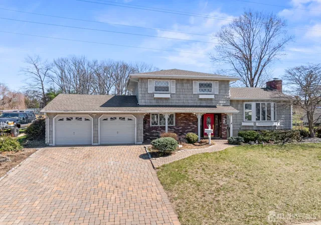Homes for sale in Sayreville, NJ | 16 Wilmot Rd, Sayreville, NJ 08872 | MLS# 2612824R
