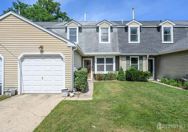 Single family home for sale at 39 River Bank Dr, Florence, NJ 08554 | MLS# 2703280R