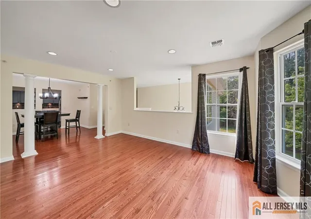 4th image of 157 Forest Dr #157, Piscataway, NJ 08854 | MLS# 2662216M