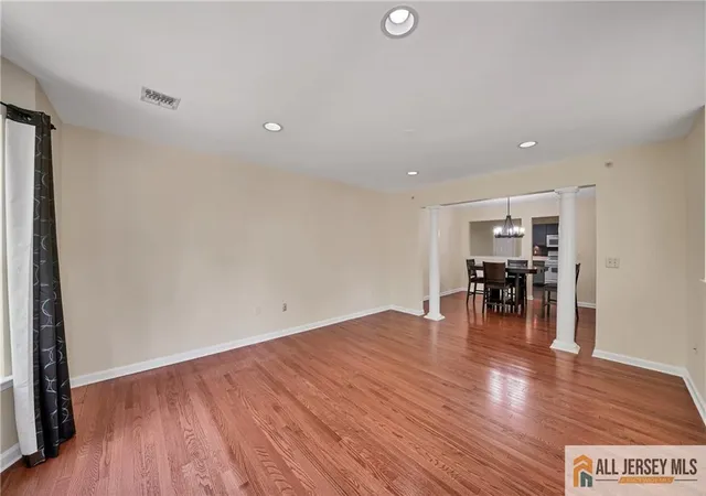 5th image of 157 Forest Dr #157, Piscataway, NJ 08854 | MLS# 2662216M