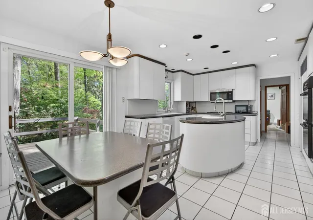 Photo 3 of Single family home for sale at 39 Independence Dr, East Brunswick, NJ 08816 | MLS# 2615240R | Listing updated on 2026-09-20