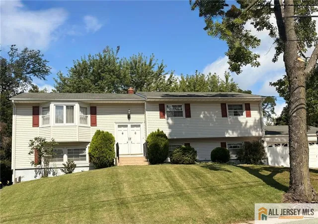 Photo 1 of Single family home for sale at 35 Wellington Rd, East Brunswick, NJ 08816 | MLS# 2770396M | Listing updated on 2026-09-27