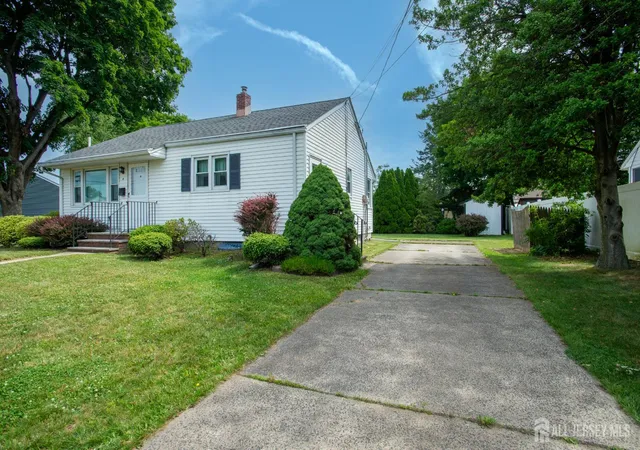 2nd image of 4 Madeline Ave, East Brunswick, NJ 08816 | MLS# 2617483R