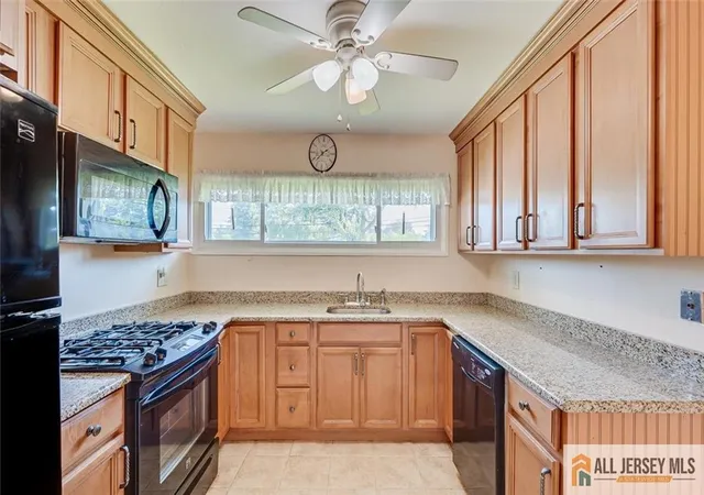 Photo 3 of Single family home for sale at 19 Stanworth Rd, Kendall Park, NJ 08824 | MLS# 2770228M | Listing updated on 2026-08-21