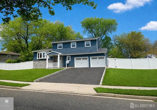 Homes for sale in Sayreville, NJ | 1 Baumer Rd, Sayreville, NJ 08872 | MLS# 2615402R