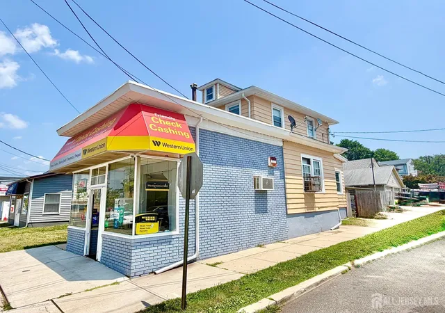 4th image of 612 Livingston Ave, North Brunswick, NJ 08902 | MLS# 2700139R