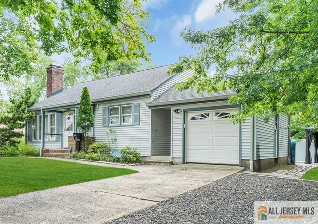 1st image of 30 Martin St, Middlesex, NJ 08846 | MLS# 2770191M