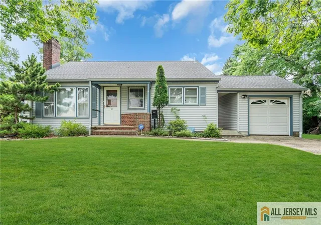 2nd image of 30 Martin St, Middlesex, NJ 08846 | MLS# 2770191M