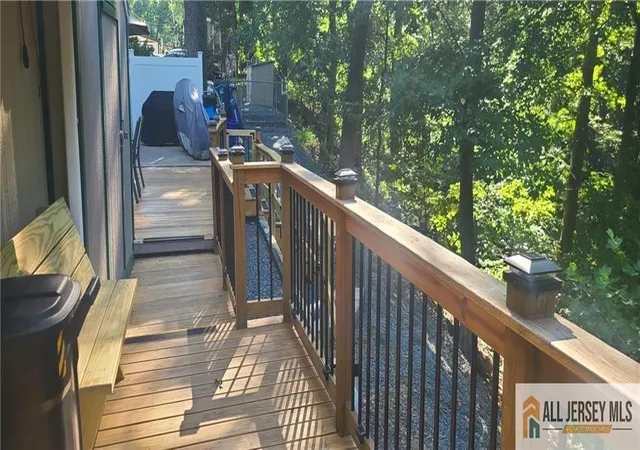 Photo 3 of Manufactured home for sale at 2505 Woodbridge Ave #44L, Edison, NJ 08817 | MLS# 2770062M | Listing updated on 2026-08-18