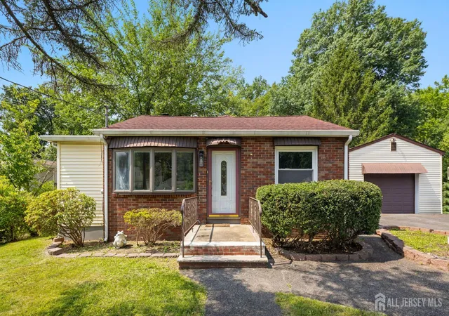 1st image of 618 Wood Ave, North Brunswick, NJ 08902 | MLS# 2702093R