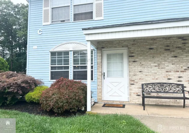 2nd image of 82 Cliffwood Ave #17, Cliffwood, NJ 07721 | MLS# 2702056R