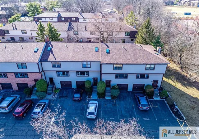 Photo 3 of Condo for sale at 7107 Hana Rd, Edison, NJ 08817 | MLS# 2660804M | Listing updated on 2026-04-16