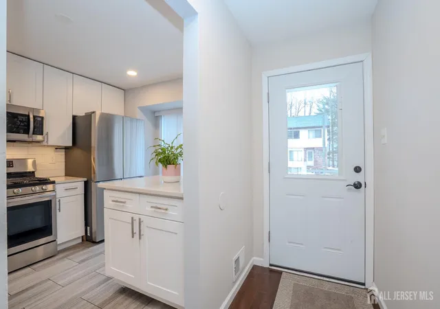 2nd image of 9 Wood Acres Dr, North Brunswick, NJ 08902 | MLS# 2701356R