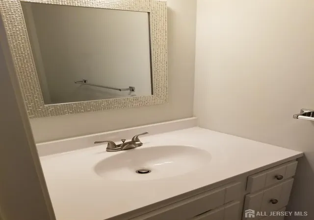 Homes for sale in Lawrence, NJ | 42 E O'neill Ct, Lawrence, NJ 08648 | MLS# 2618057R