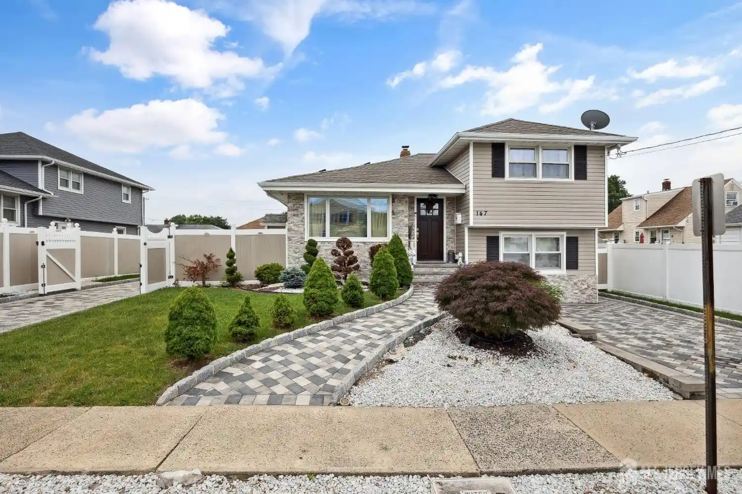 Single family home for sale at 147 James St, Perth Amboy, NJ 08861 | MLS# 2705241R
