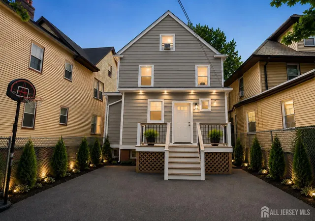 4th image of 48 Shepard Ave, East Orange, NJ 07018 | MLS# 2701393R