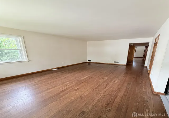Photo 2 of Single family home for sale at 109 Barnard St, Highland Park, NJ 08904 | MLS# 2702460R | Listing updated on 2026-09-14