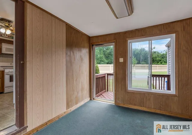 Photo 4 of Single family home for sale at 143 Parker St, Middlesex, NJ 08846 | MLS# 2660164M | Listing updated on 2025-12-09
