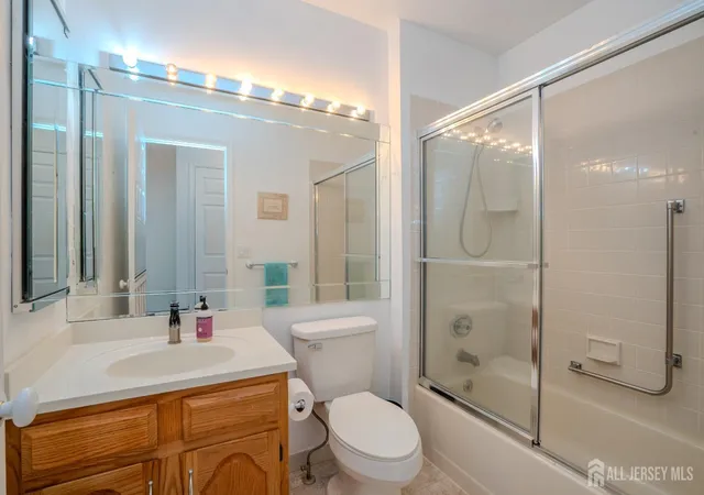 26th image of 1 Rutland Ln #F, Monroe Township, NJ 08831 | MLS# 2617890R