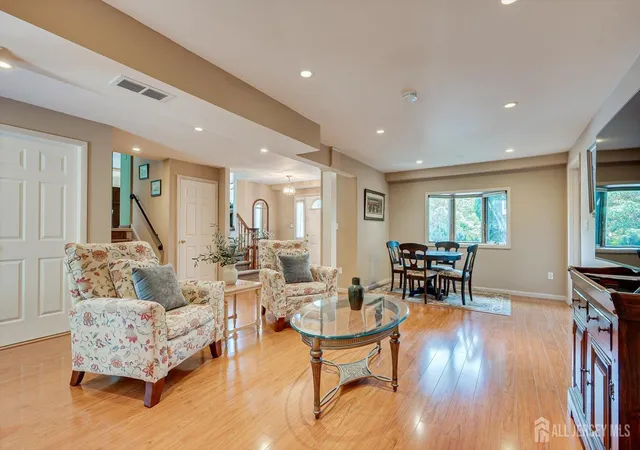 5th image of 48 Frost Ave, Edison, NJ 08820 | MLS# 2703358R