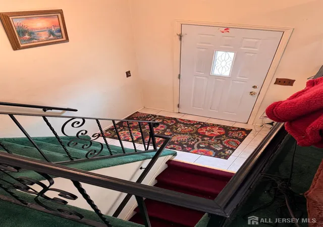 4th image of 2 Jason Dr, North Brunswick, NJ 08902 | MLS# 2701579R