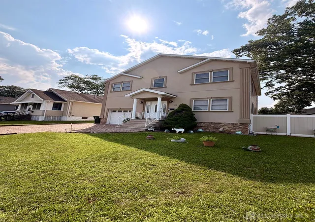 1st image of 33 Livingston Ave, Avenel, NJ 07001 | MLS# 2701629R