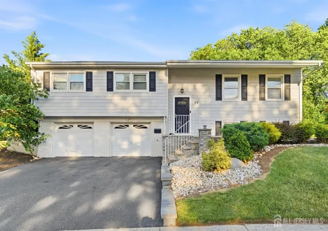 Homes for sale in Edison, NJ | 24 Wilk Rd, Edison, NJ 08837 | MLS# 2618063R