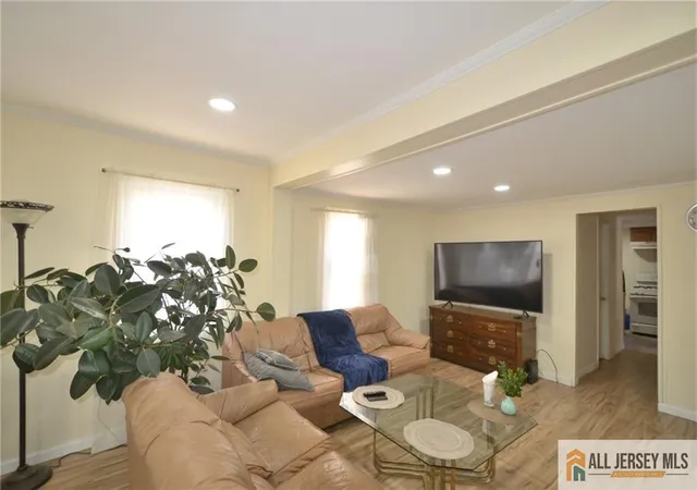 Homes for sale in South Amboy, NJ | 224 Gordon St, South Amboy, NJ 08879