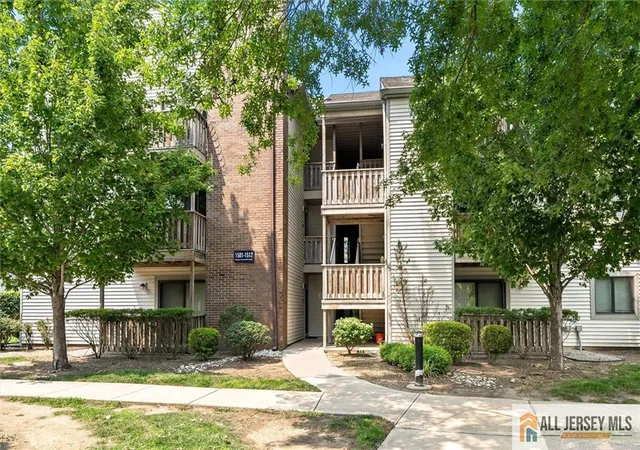 Photo 3 of Condo for sale at 1510 Ravens Crst Dr, Plainsboro, NJ 08536 | MLS# 2770086M | Listing updated on 2026-07-21