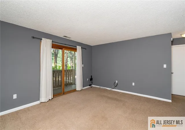 Photo 4 of Condo for sale at 1510 Ravens Crst Dr, Plainsboro, NJ 08536 | MLS# 2770086M | Listing updated on 2026-07-21