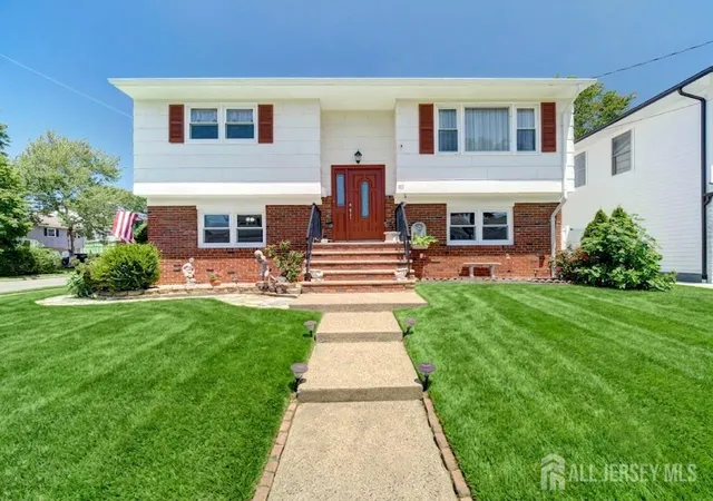 1st image of 60 S Cliff Rd S, Colonia, NJ 07067 | MLS# 2701317R