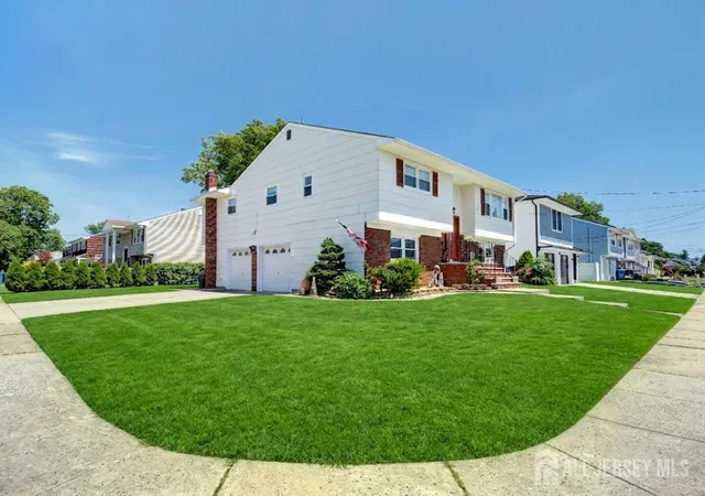 2nd image of 60 S Cliff Rd S, Colonia, NJ 07067 | MLS# 2701317R
