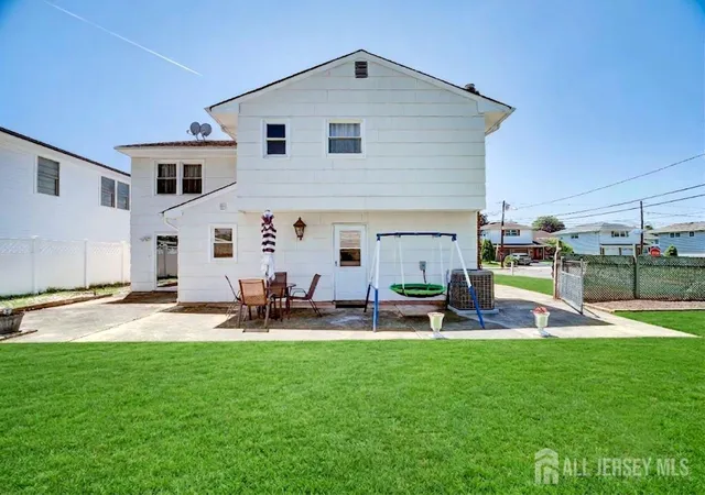 Photo 3 of Single family home for sale at 60 S Cliff Rd, Colonia, NJ 07067 | MLS# 2701317R | Listing updated on 2026-08-20