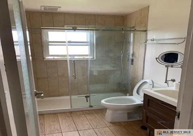 Photo 3 of House for sale at 47 Judson St #14B, Edison, NJ 08837 | MLS# 2660011M | Listing updated on 2025-10-10