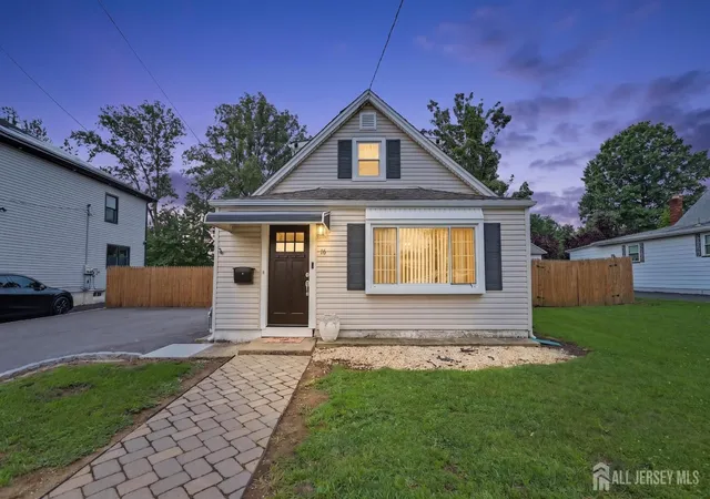 Photo 1 of Single family home for sale at 18 Tappen St, Avenel, NJ 07001 | MLS# 2700837R | Listing updated on 2026-09-25