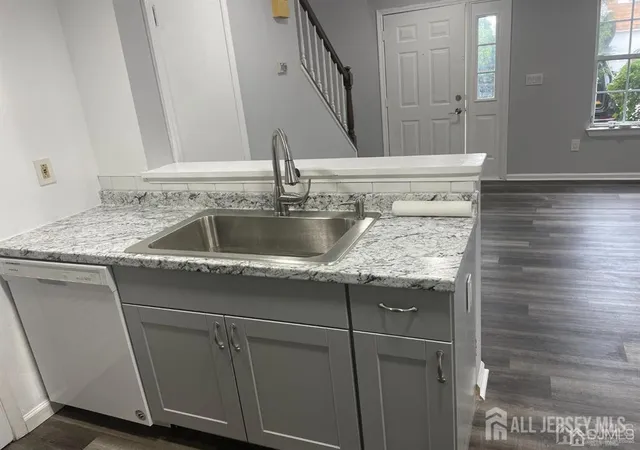 Photo 3 of Townhouse for sale at 23 Delavan Ct, New Brunswick, NJ 0890 | MLS# 2703571R | Listing updated on 2026-09-23