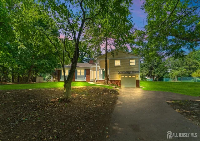 16th image of 673 Colts Neck Rd, Freehold, NJ 07728 | MLS# 2701984R
