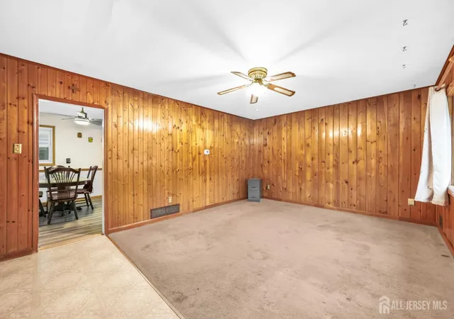 3rd image of 12 Gover Ct, Spotswood, NJ 08884 | MLS# 2701222R