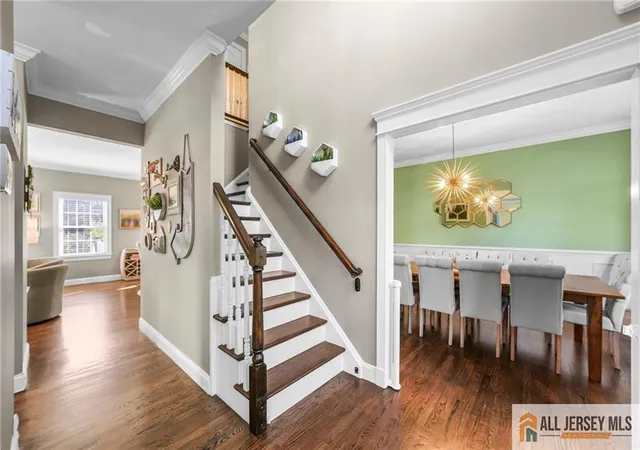 Photo 4 of Single family home for sale at 5 Elizabeth Ct, Colonia, NJ 07067 | MLS# 2560548M | Listing updated on 2026-04-01