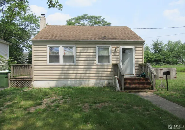 26th image of 68 Macarthur Ave, Sayreville, NJ 08872 | MLS# 2700145R