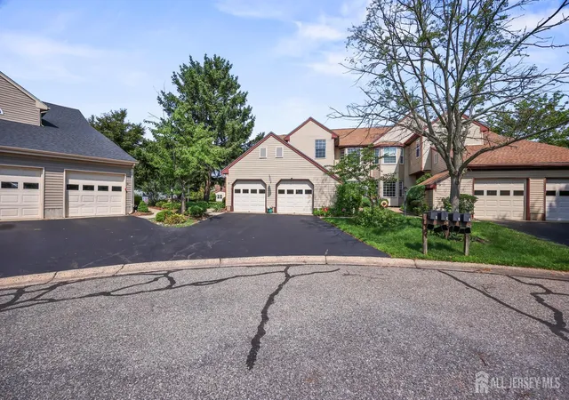 3rd image of 2 John Tyler Ct #D, Monroe Township, NJ 08831 | MLS# 2700816R