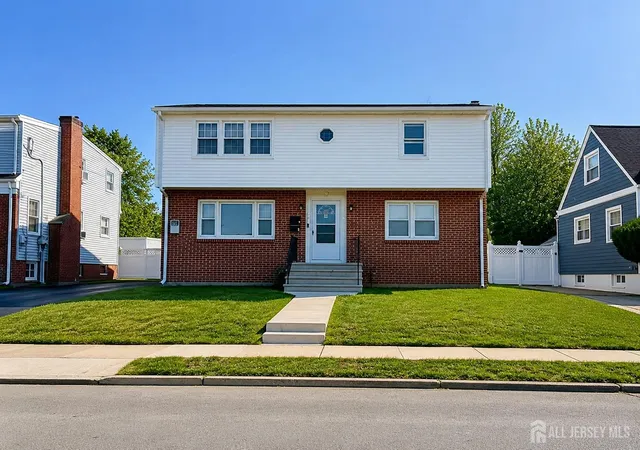Homes for sale in Rahway, NJ | 161 W Inman Ave Ave, Rahway, NJ 07065 | MLS# 2700628R