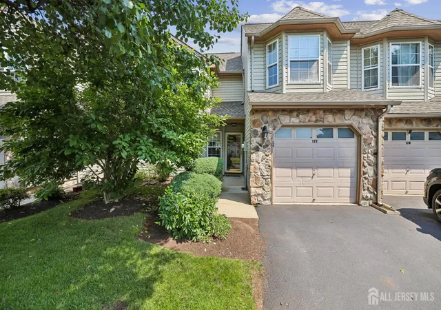 2nd image of 171 Nebula Rd, Piscataway, NJ 08854 | MLS# 2618399R